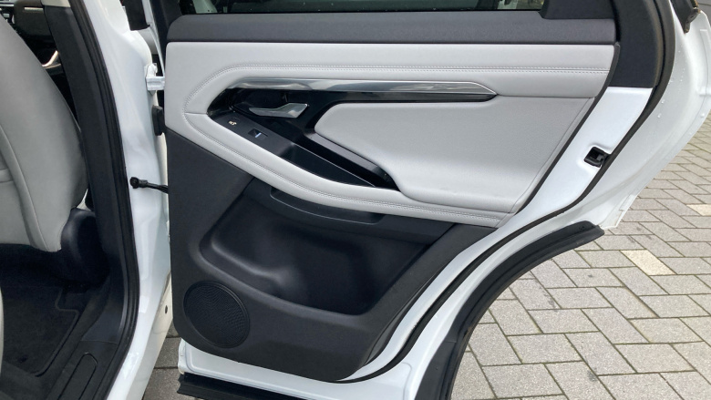 Land Rover Range Rover Evoque 2.0 D165 SE 5dr Auto Diesel Hatchback